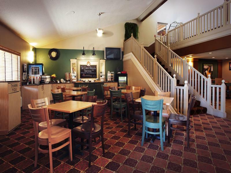 AmericInn by Wyndham Okoboji Zewnętrze zdjęcie