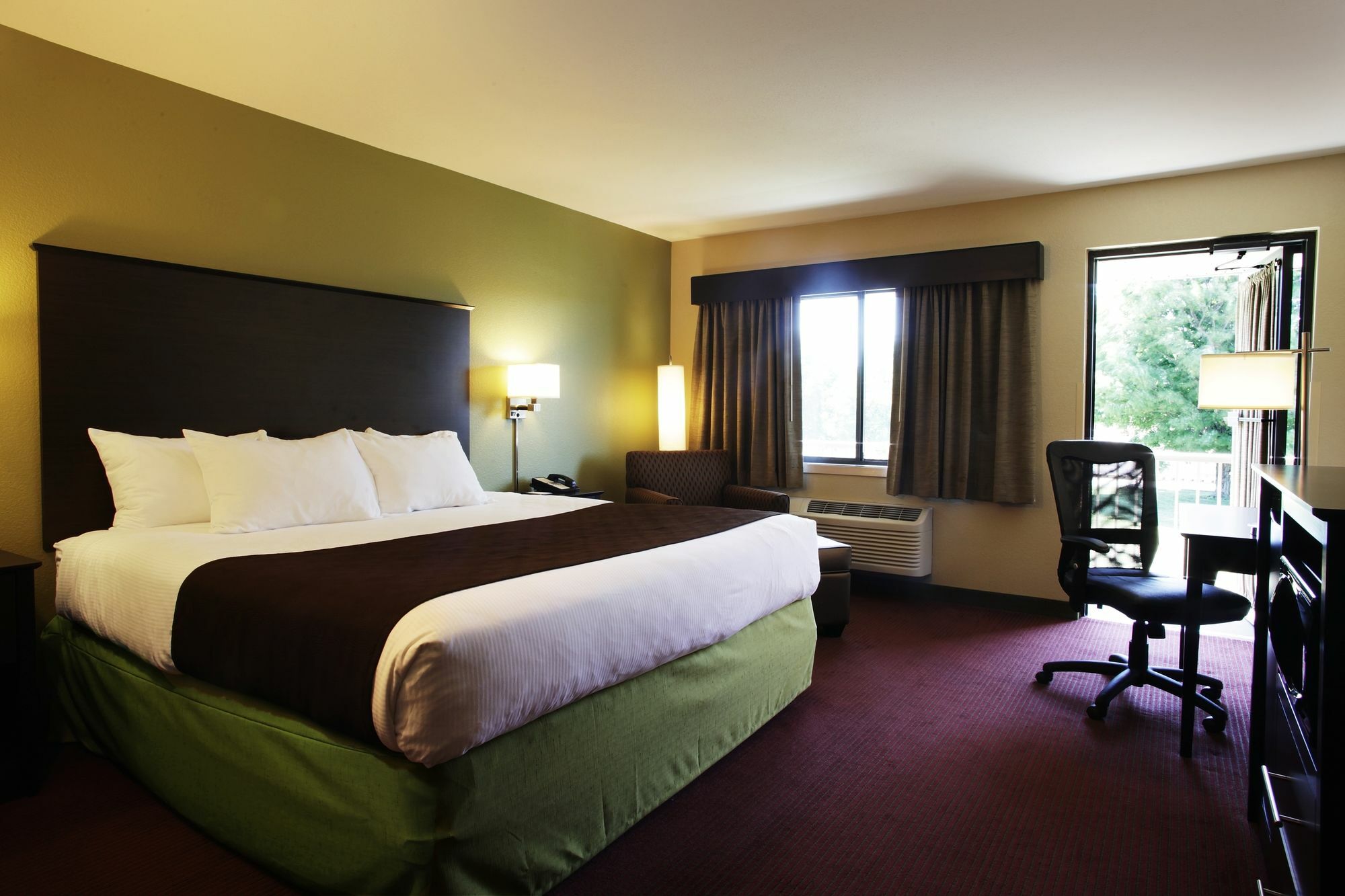 AmericInn by Wyndham Okoboji Zewnętrze zdjęcie