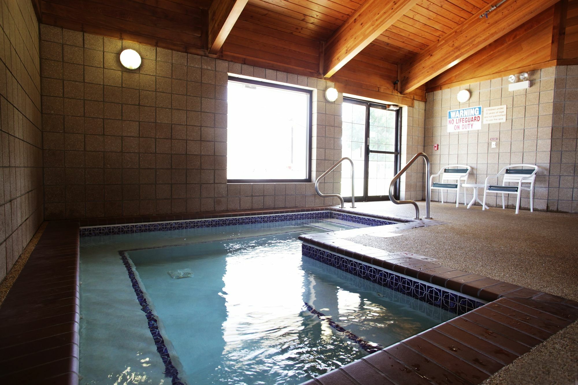 AmericInn by Wyndham Okoboji Zewnętrze zdjęcie
